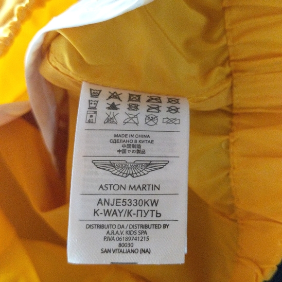 NWT Aston Martin K-WAY Faceazard Baby Coat / Wind Breaker - Picture 13 of 16